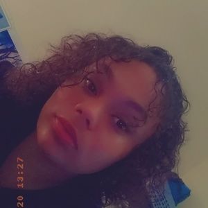 Meet your Posher, Miaya